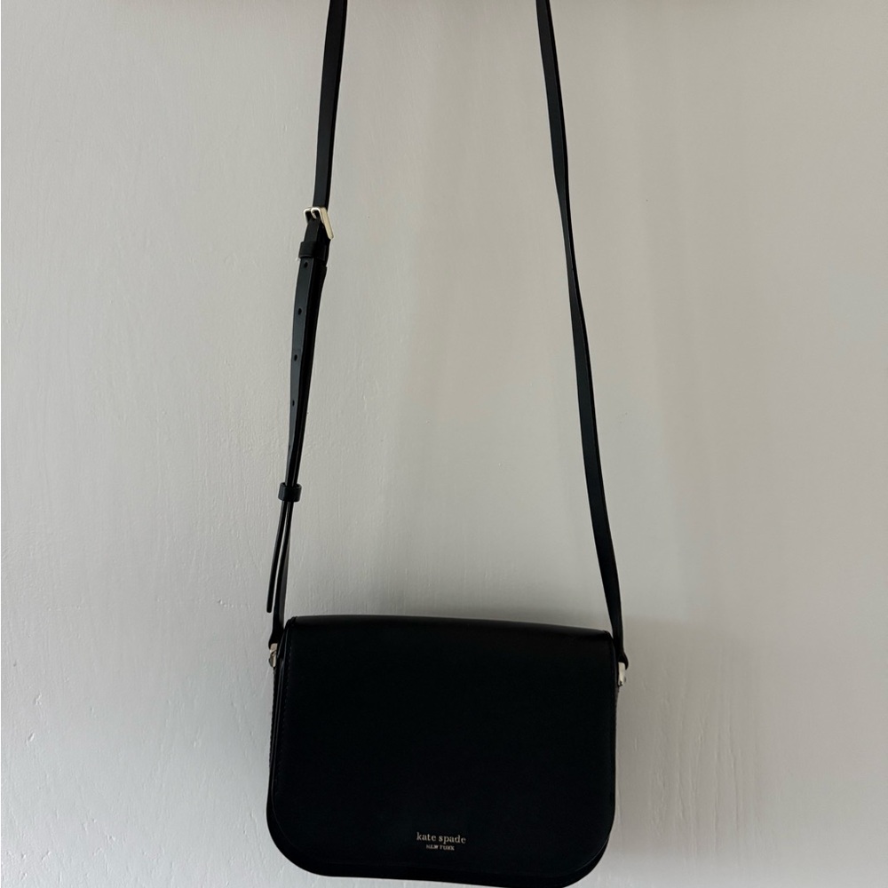 Kate Spade Elegant Black Crossbody Bag